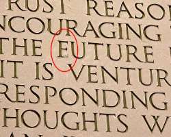 The north wall contains the memorable words of the President. If you visited the place then you must know that the word 